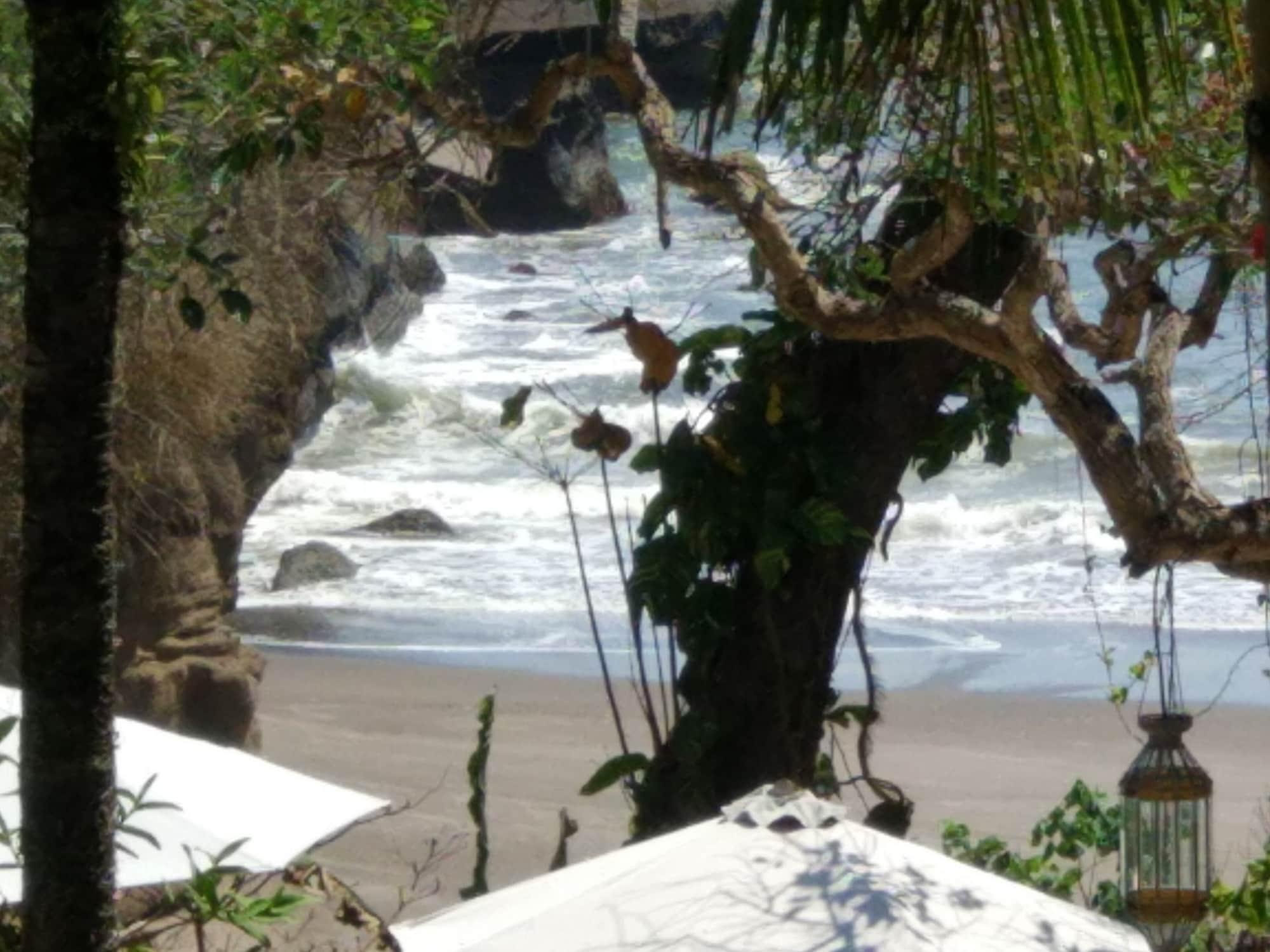 Gajah Mina Beach Resort Selemadeg  Ngoại thất bức ảnh