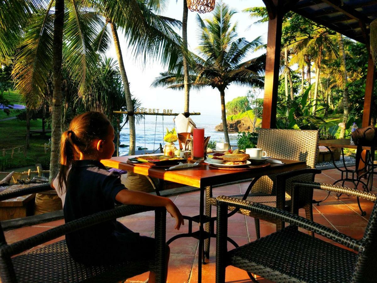 Gajah Mina Beach Resort Selemadeg  Ngoại thất bức ảnh